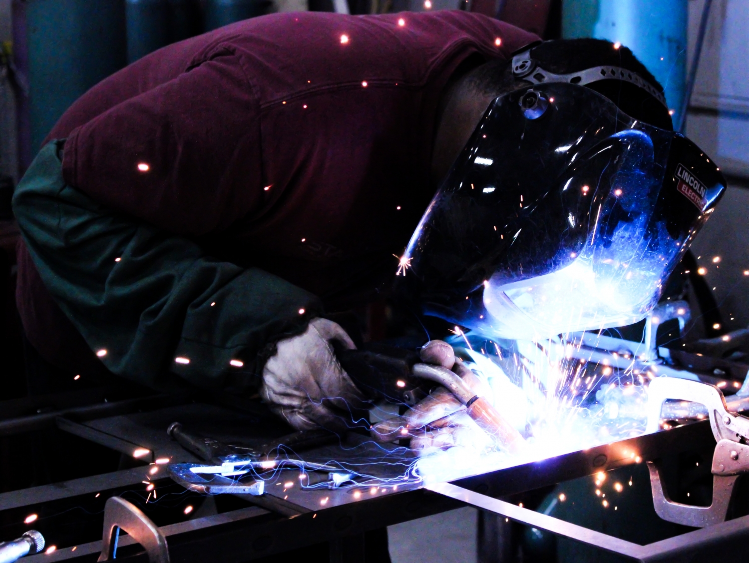 Job Opening WELDERS (2nd Shift w/10 night bonus & great benefits